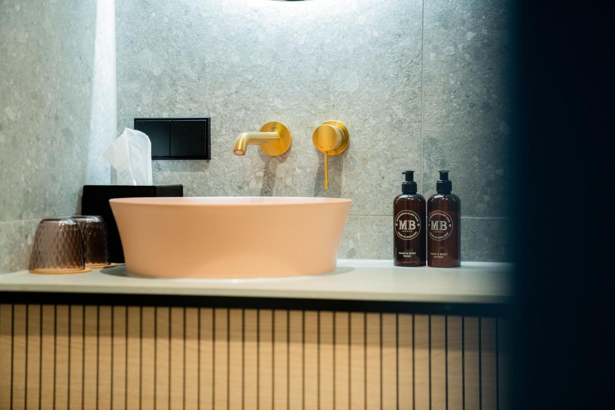 Bob W Luebeck Old Town Aparthotel Екстериор снимка